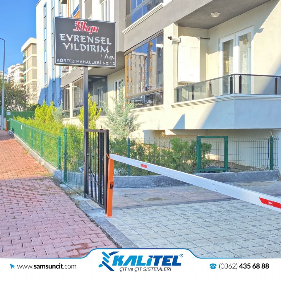 Evrensel Yıldırım Apartmanı